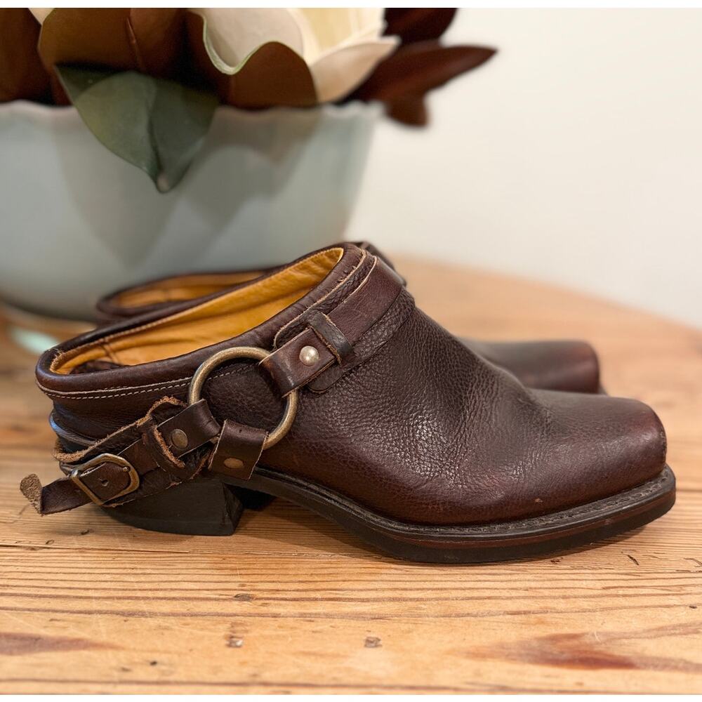 Frye USA Brown Leather Harness Mule Clogs Women's 9 9N Ring Strap Western Moto - Picture 5 of 11